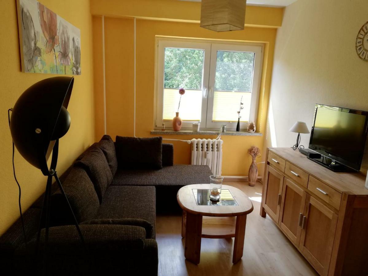 Ferienwohnung Ruegen In Samtens Buitenkant foto